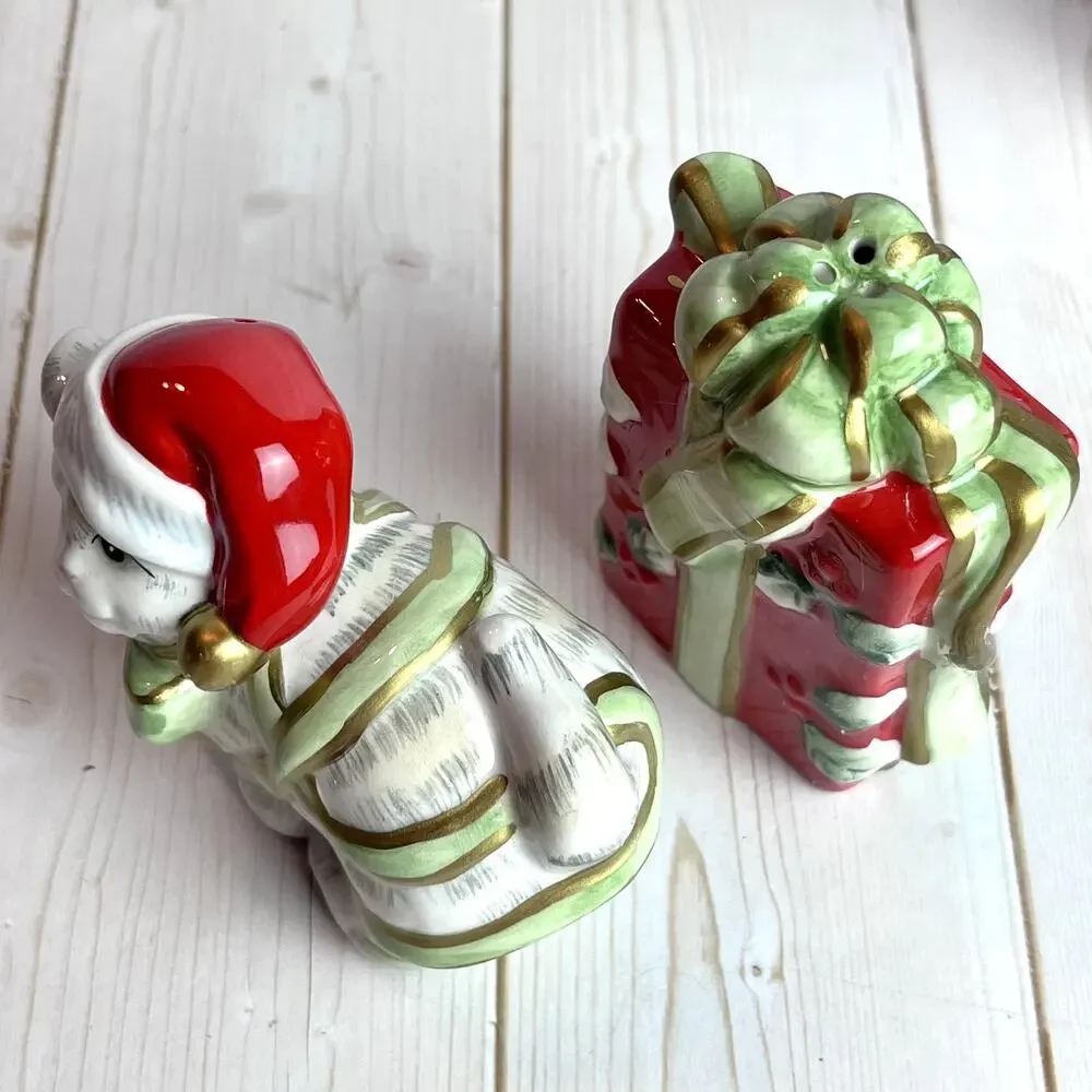 Fitz and Floyd Kitty Kringle Salt Pepper Shakers Original Box 2009 Discontinued